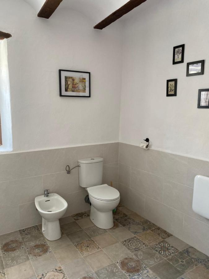 B&B Los Lujos Oria Eksteriør bilde